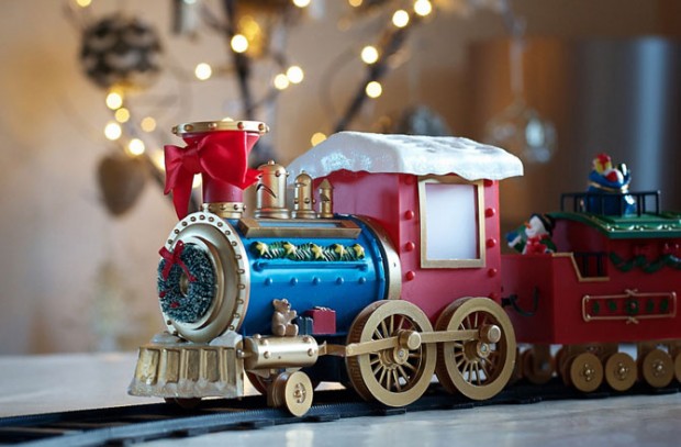 6-techs-changed-christmas-motors-670