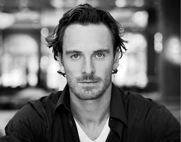 Michael-michael-fassbender-28620024-1700-1336