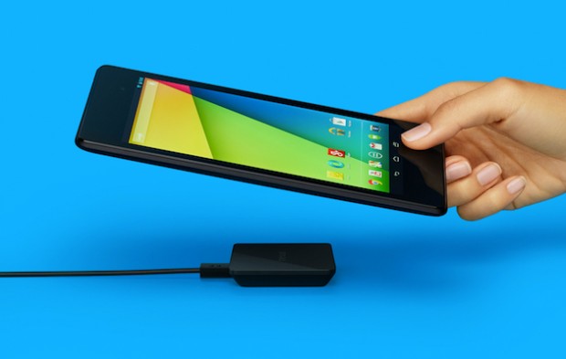 Google Nexus безжично зарядно