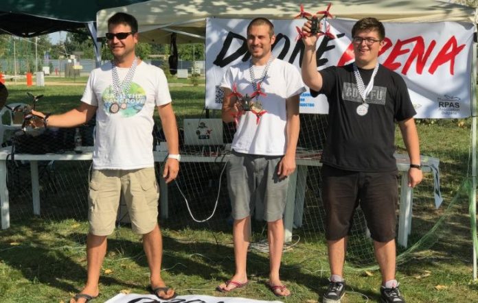 39137879_203884353818193_1742420562145181696_n