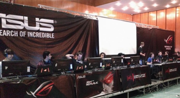 ASUS