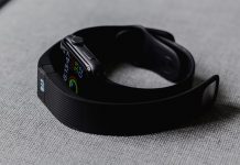 Новият интелигентен часовник на Fitbit