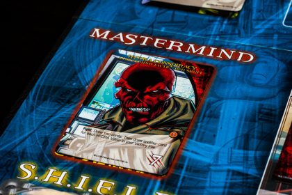 В началото само ще се гледате лошо с Mastermind-а от далеч