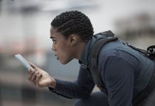 Телефоните Nokia са официалните мобилни устройства в „Смъртта може да почака“