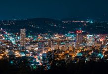 Двуног робот разработен в щата Орегон