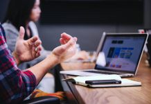 Онлайн продажбите и интернет потреблението у нас отчитат стабилен ръст през 2021 година