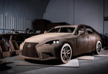 Lexus създаде функционираща картонена кола