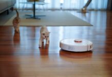 Сухо и мокро почистване с прахосмукачка робот