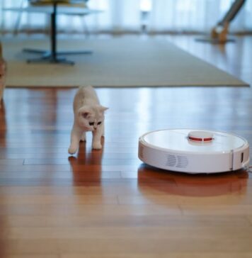 Сухо и мокро почистване с прахосмукачка робот