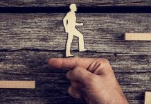 Тим ВИЖЪН България внедри CRM система за инициативата „Предприемачи в клас“