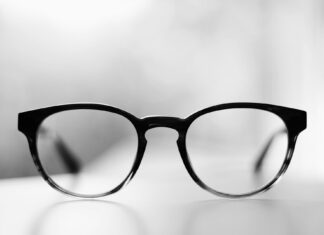 Умните очила Gucci на Google ще се появят догодина