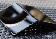 ZTE явно наистина работят по сгъваем смартфон